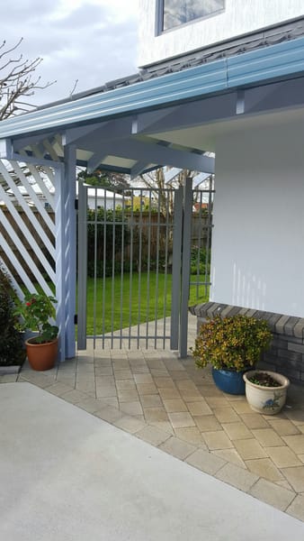 After: diagonal security gate and side panel